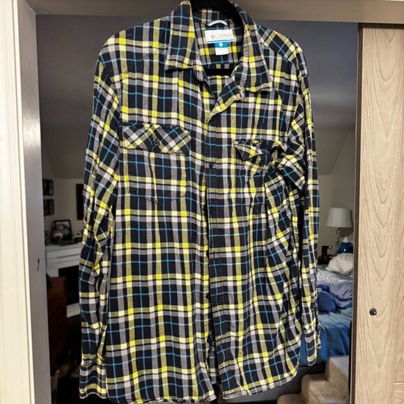 Columbia Sporting Company - Men's Large Flannel - (Yellow, Black, Blue, Grey) - Picture 1 of 1